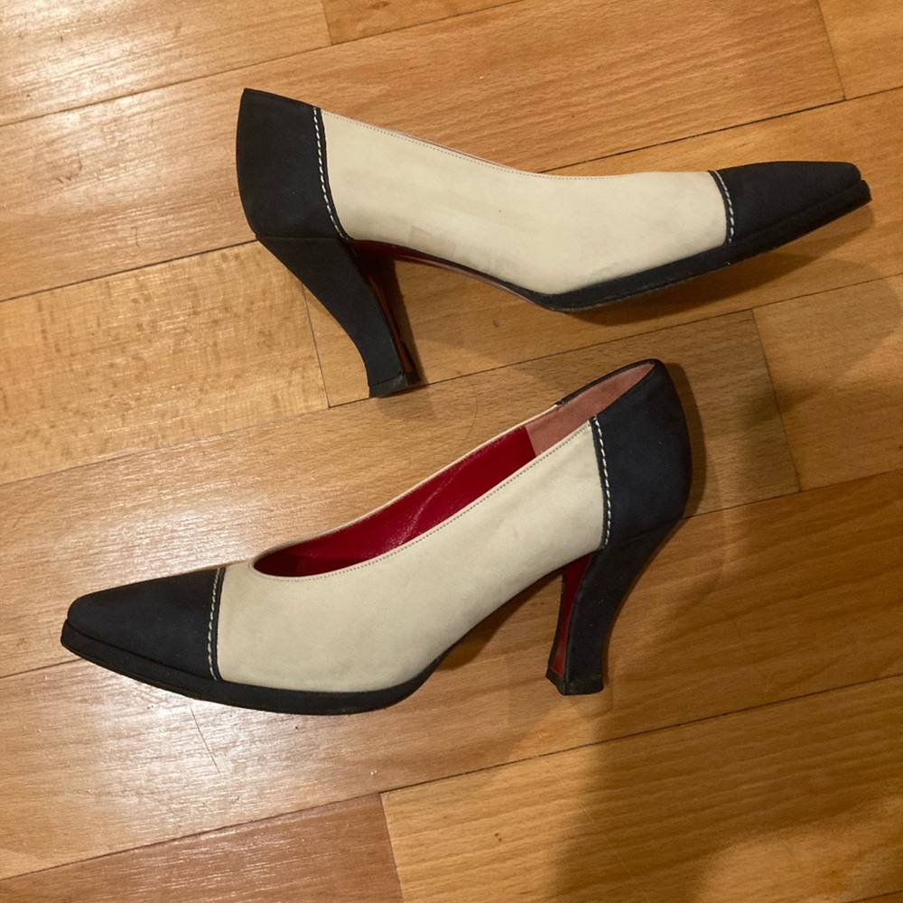 Charles Jourdan Suede Spectator Pumps Vintage 90s Made in Paris